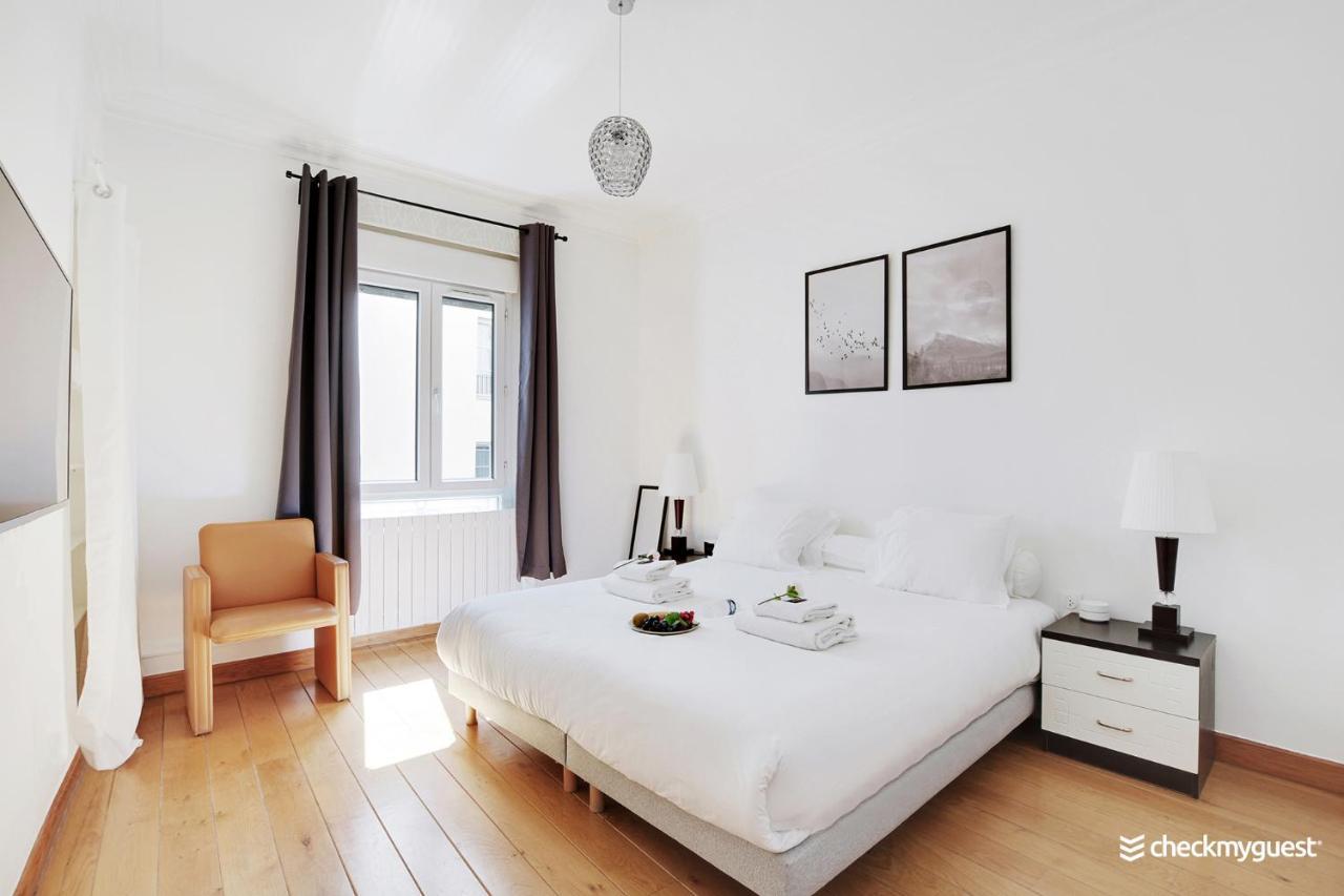Fancy Apartment - 2Br-6P - Gare De L'Est Párizs Kültér fotó